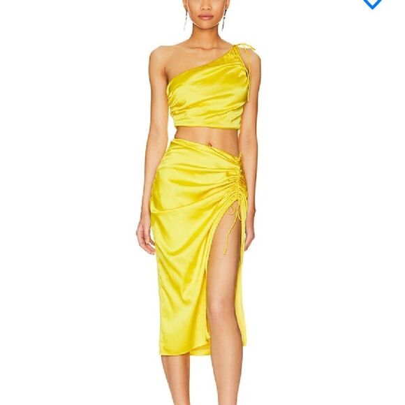 Superdown kristy ruched skirt set Yellow Dress satin two piece top Revolve XS - Picture 1 of 11